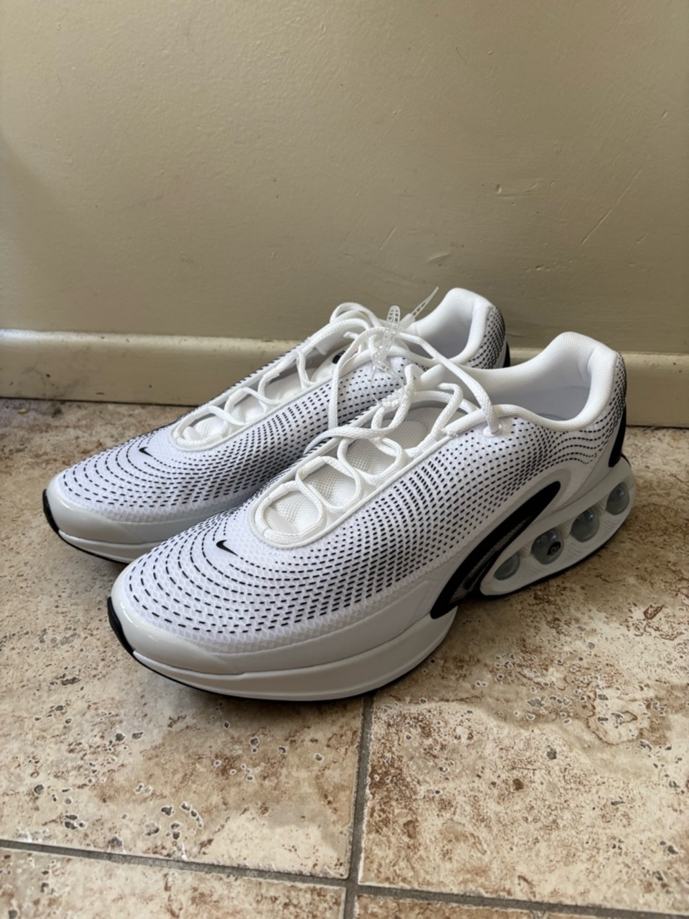 Nike Air Max Dn White Photon Dust Metallic Silver DV3337-103 Men's Size 15 New